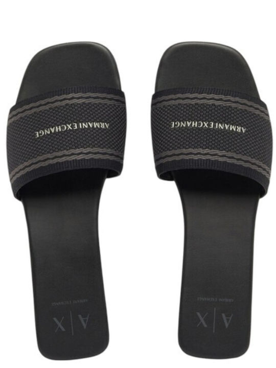 Women's Flat Sandals in Black Color