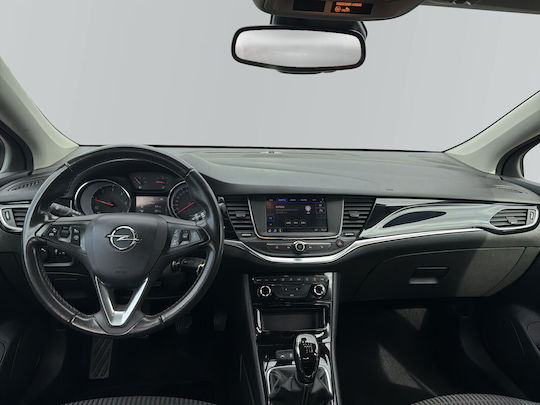 Opel Астра 1.5л Дизел Елеганс '21