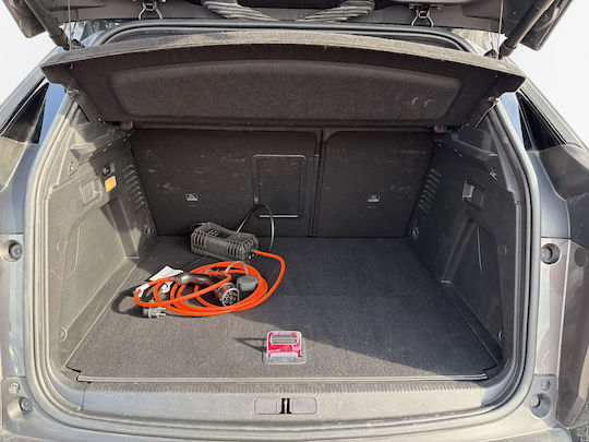 Peugeot 3008 Hybrid4 300 e-EAT8 GT PHEV (Plug In) '21