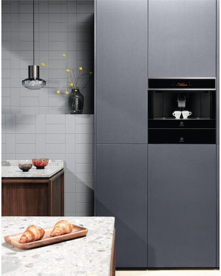 Electrolux Автоматична Еспресо Кафемашина Вградена 1350W Налягане 15bar за Капучино с Мелачка Сива EBC85X