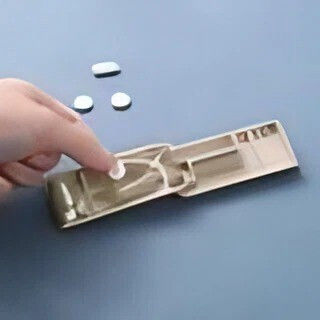 Dispozitiv De Tăiere Și Depozitare Pentru Medicamente Alista Home Bej Plastic 8 X 4 X 1.8 Cm