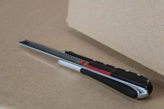 WeDo Faltschneider mit Klingenbreite 9mm Black