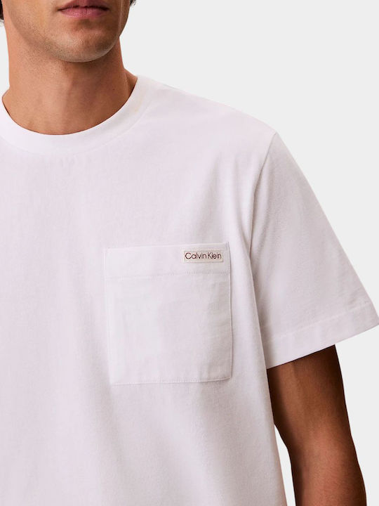 T-shirt White