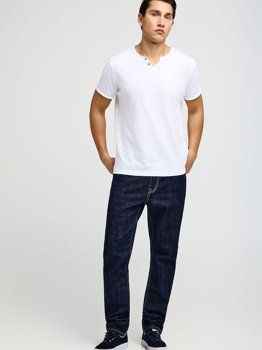 T-shirt White