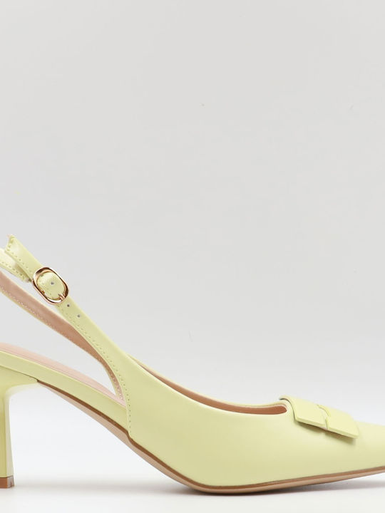 Gelbe Pumps