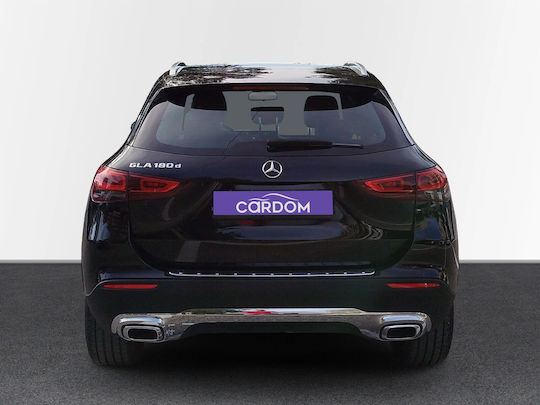 Mercedes-Benz GLA 180 д Авто '22