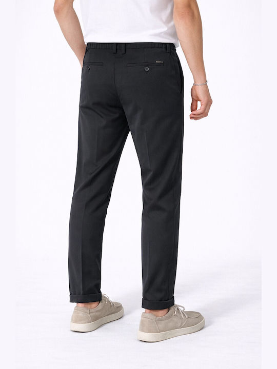 Trousers In Slim Fit Black
