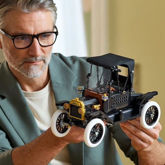 LEGO Icons Ford Model T За 18+ Години 1060 Бройки