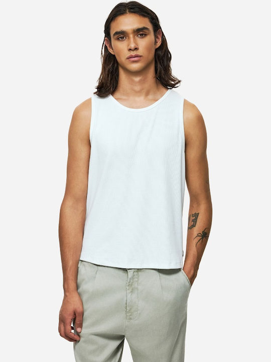 T-shirt White