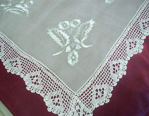 VS Home Set În Carouri 4 Bucăți cu Broderie Ecru