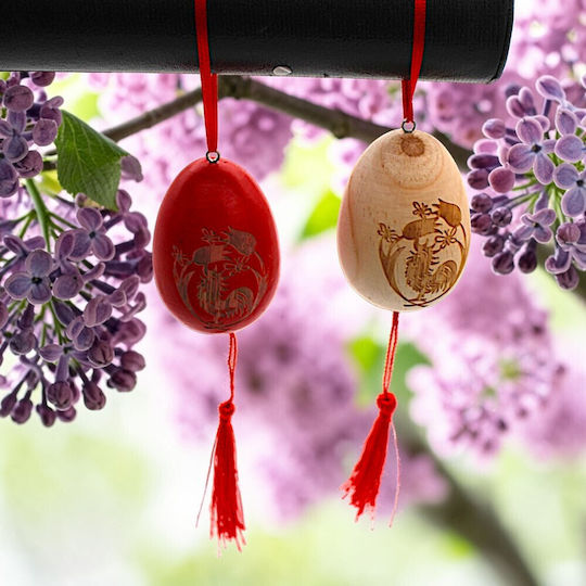 Wooden Red Easter Egg with Design 8.5cm 3epx76