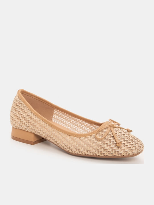 Women's Pointed Toe Ballerina Shoes In Beige Colour