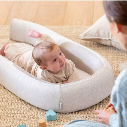 Inglesina Baby- und Kinderkissen Nest Welcome Pod Warme Beigen