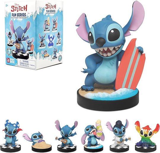 YuMe Toys 12 Figures