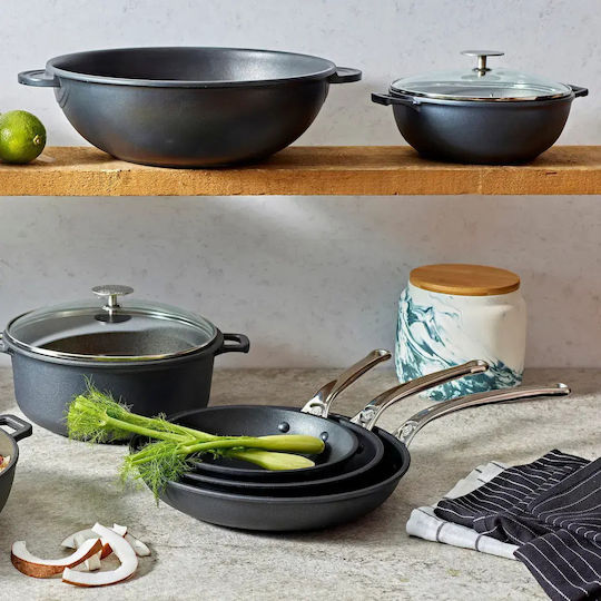De Buyer Pan made of Cast Iron 24cm