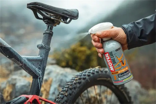 Motul Dry Clean Почистващ препарат за офроуд рамки 500 мл