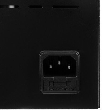 Stație de Lipit cu Aer Cald Zola Reglare Temperatură și Flux de Aer Mod Standby 3 Duze Incluse 4 7 9 Mm Ecran Lcd 700w