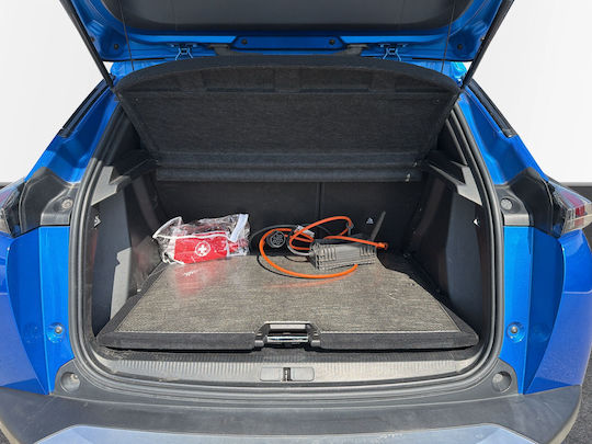 Peugeot 2008 e- Allure (OBC 7,4 kW) '21