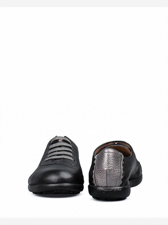 Women's Moccasins in Black Colour