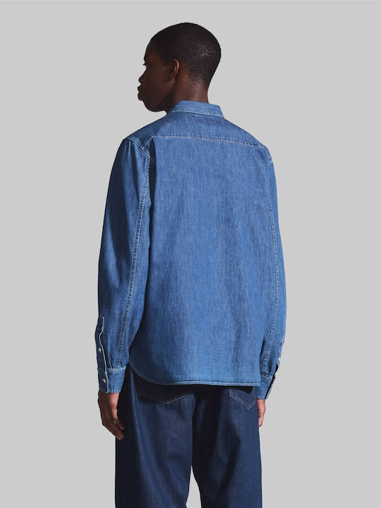 Levi's