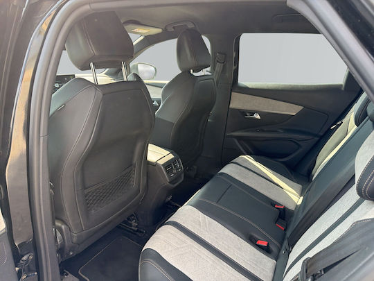 Peugeot 3008 Hybrid4 300 e-EAT8 GT PHEV (Plug In) '21