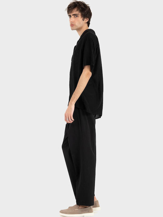 Kurzärmeliges Herrenhemd Black