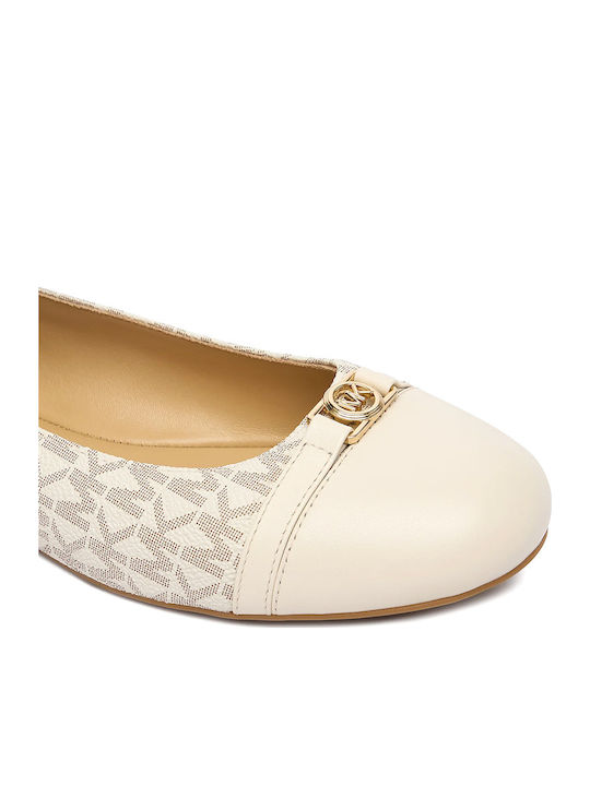 Flat Women's Ballerina Shoes in White Colour