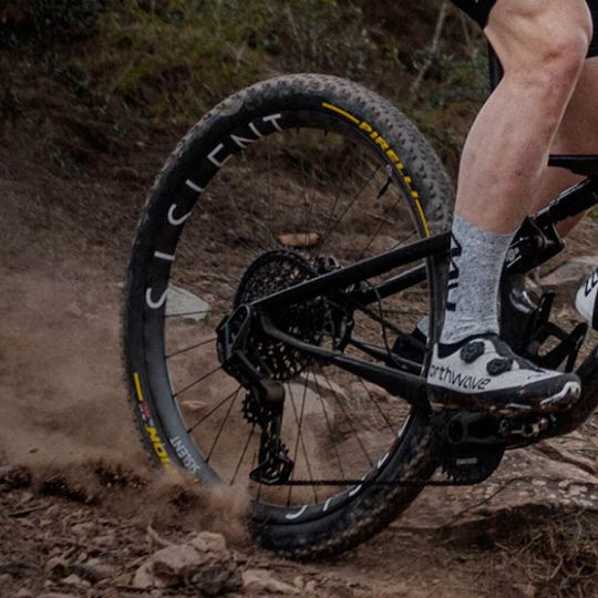 Shimano Vorderseite Fahrradreifen 29"