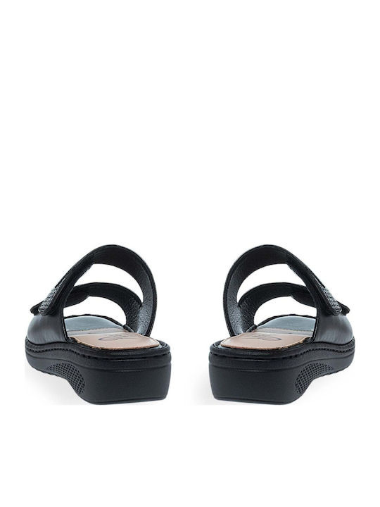 Women's Flat Black Sandals
