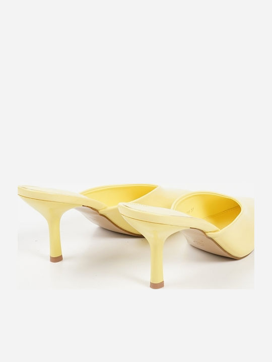Mules With Thin Low Heel In Yellow Colour