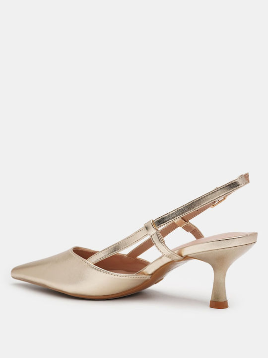 Goldene Pumps