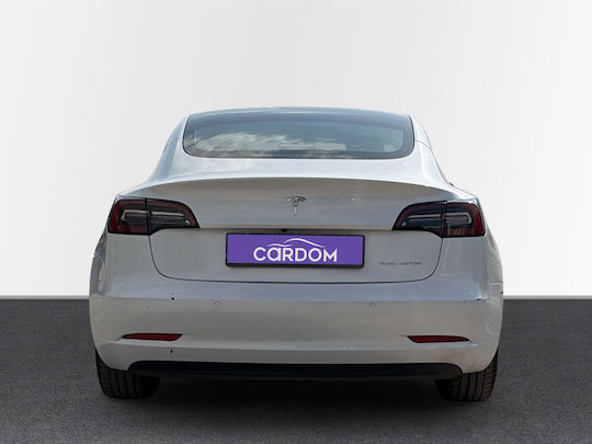 Tesla Модел 3 Long Range '22