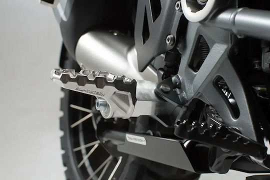SW-Motech Motorrad-Zubehörteile Fußraste in Silber Farbe FRS.10.112.10000