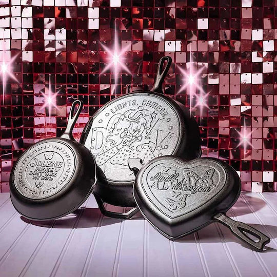 Lodge Dolly Parton Collection "I Will Always Love You" Тиган от чугун с капак с незалепващо покритие 21.05cm