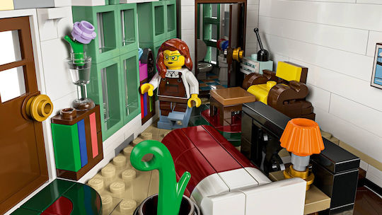 LEGO Icons Shopping Street За 18+ Години 3456 Бройки