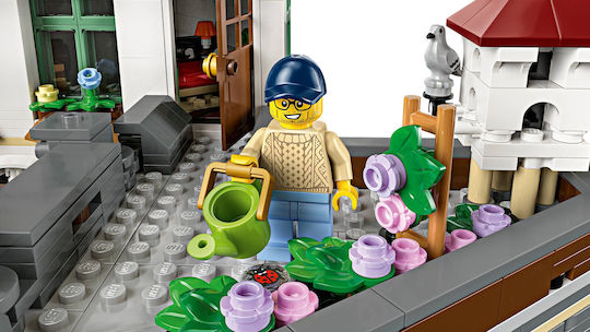 LEGO Icons Shopping Street За 18+ Години 3456 Бройки