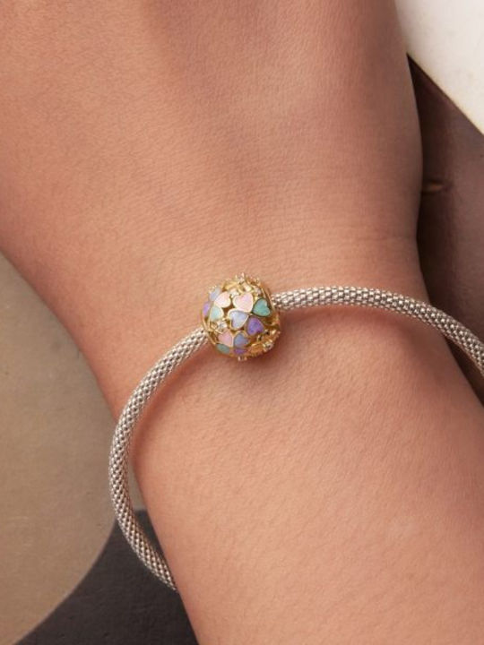 Silver me Hängender Charm mit Steinen aus Vergoldetem Silber mit Zirkon
