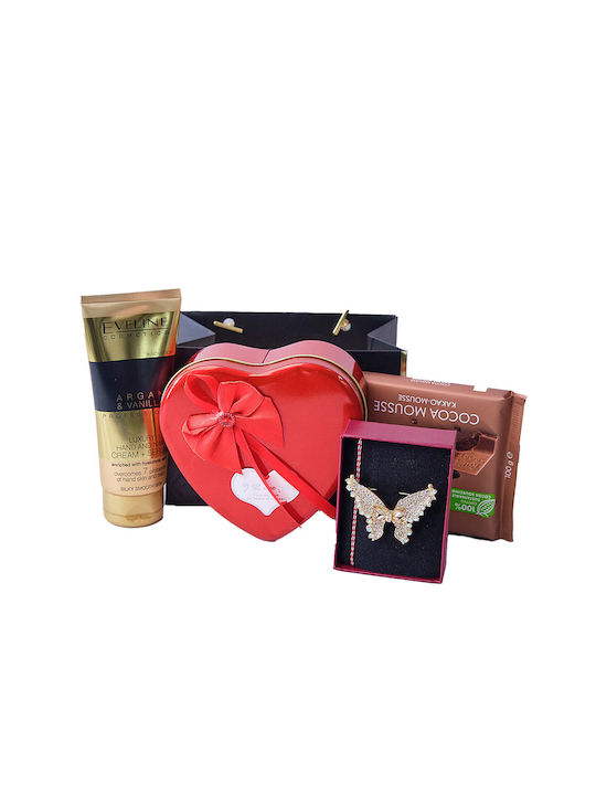 Set Cadou Tenderness Brosa Martisor Fluture Cremă De Mâini Eveline Argan Și Vanilie Ciocolată Ritter Sport Cacao Mousse Cutie Metalică Săpun Trandafiri Ursuleț De Pluș Plus În Geantă Elegantă Stil Poșetă Roșie