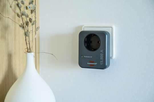 Brennenstuhl BCR1120 Single Safety Socket
