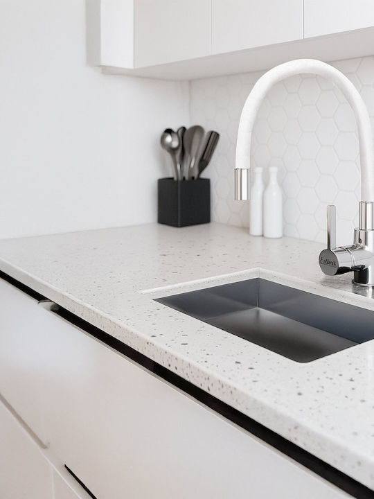 Estiva Onda Kitchen Faucet Counter with Pull-Out Spray White