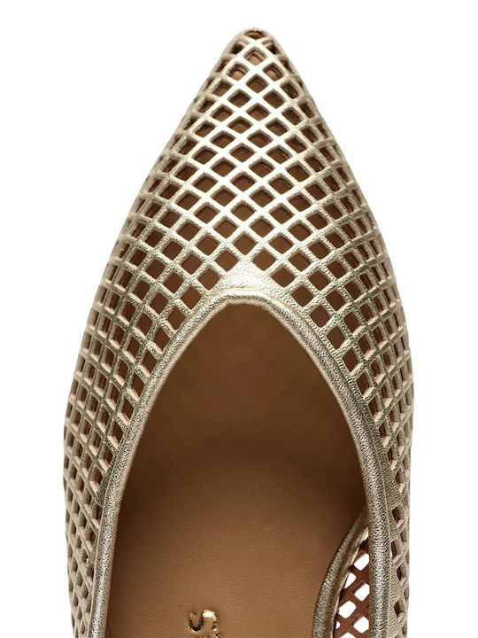 Goldene Pumps