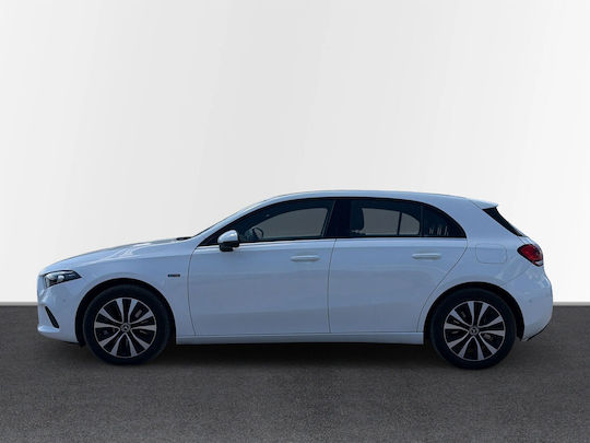 Mercedes-Benz A Class 250 e PHEV (Plug In) '21