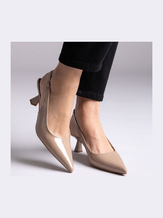 Beigen Pumps