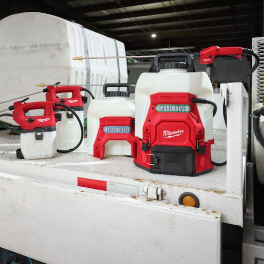 Milwaukee M18 Switch Tank Sprayer with Capacity 15lt