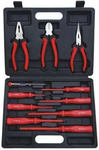 Troy Куфарче с 11 инструменти
