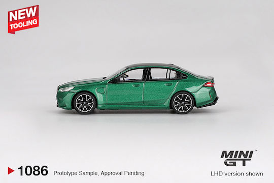 Model Mașină BMW M5 G90 Isle Man Verde Metalizat 2024 1:64