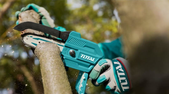 Total Pruning Battery Chainsaw 1x2Ah 20V 1.66kg with Blade 13cm