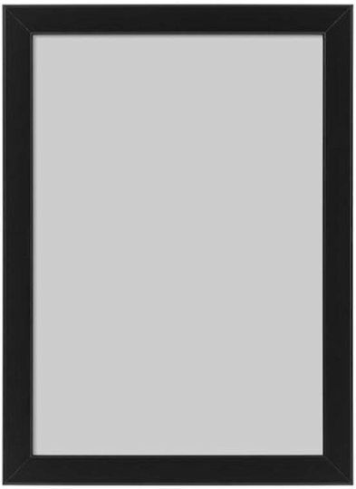 Wall-mounted Photo Frame with White Plastic Frame 20x25 Wall-mounted Photo Frame with White Plastic Frame 20x25