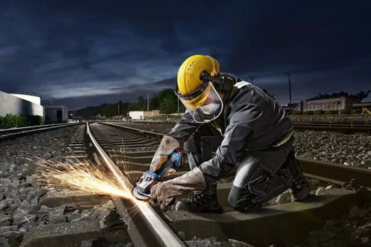 Bosch GWS18V-11PS Τροχός 125mm Μπαταρίας Brushless με Ρύθμιση Στροφών 18V Solo