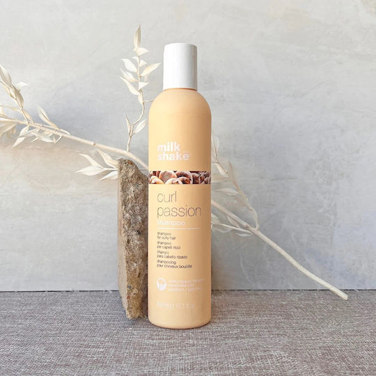 Milk Shake Curl Passion Σαμπουάν Αναδόμησης/Θρέψης & Ενυδάτωσης για Σγουρά Μαλλιά 300ml